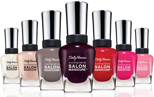 Complete Salon Manicure tek bir şişeyle komple bir manikür üstelik en moda renklerde! | 1