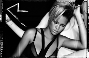 Doritos Late Night gururla sunar: Rihanna ile mor ve ötesi aynı sahnede! | 3