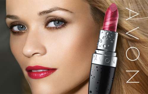 Reese Witherspoon dudaklarını Moisture Seduction, Red Kiss ile şımartıyor... | 15