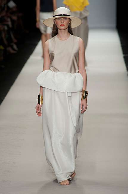 maison_rabih_kayrouz_ilkbahar_yaz_2013_defile_moda_elbise (30)
