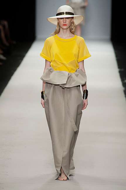 maison_rabih_kayrouz_ilkbahar_yaz_2013_defile_moda_elbise (31)