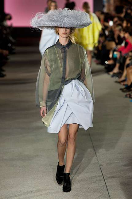 john_galliano_ilkbahar_yaz_2013_defile_moda_elbise_koleksiyon (7)