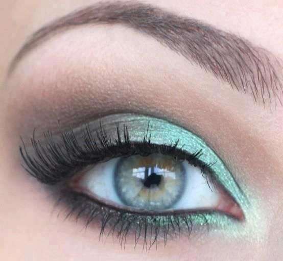 yeşil gözlüler için makyaj
