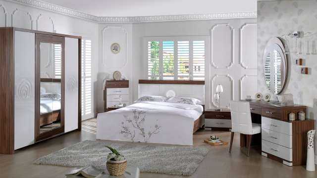 beyaz klasik yatak odası