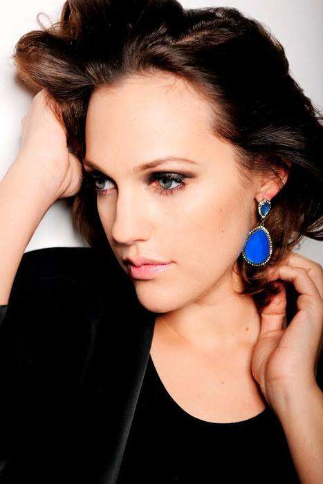 meryem_uzerli_sac_rengi_ve_modelleri_2015 (14)