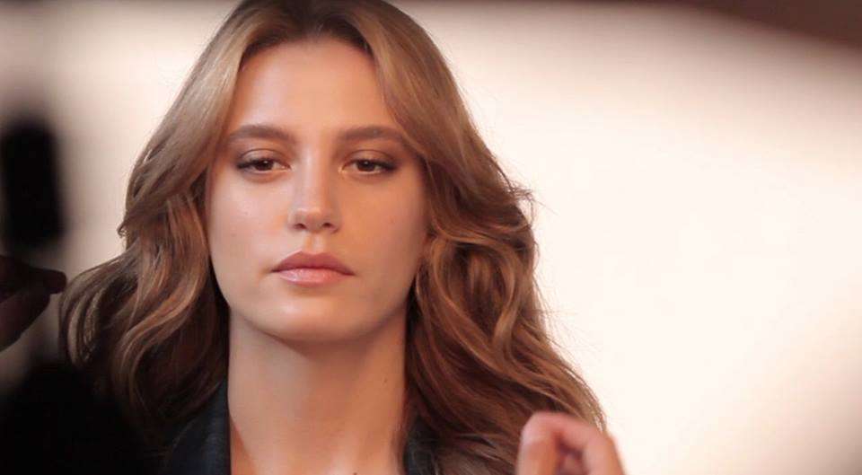 serenay_sarikaya_sac_rengi_ve_modelleri_2015_modasi (2)