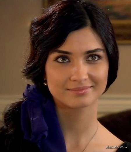 tuba_buyukustun_sac_rengi_ve_kesimleri_2015 (11)