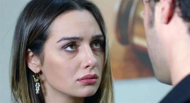 birce_akalay_sac_rengi_ve_modelleri_2015 (4)