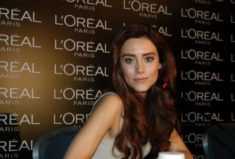 cansu_dere_sac_rengi_ve_modelleri_2015 (9)