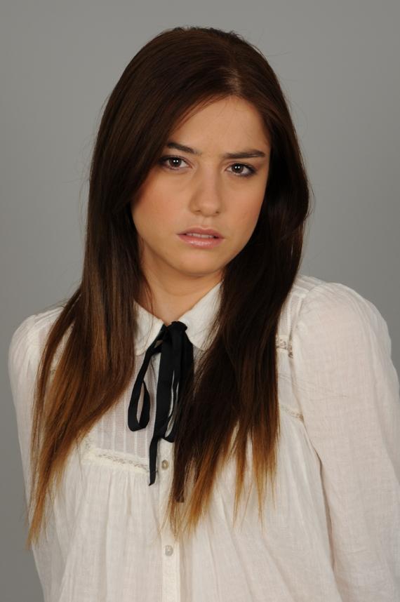 ozge_gurel_sac_rengi_ve_modelleri_2015 (6)