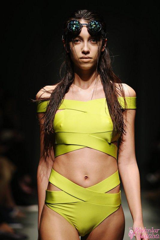 "ISTANBUL, TURKEY - MARCH 15: A model walks the runway at the Cihan Nacar show during the Mercedes-Benz Fashion Week Istanbul Autumn/Winter 2016 at Zorlu Center on March 15, 2016 in Istanbul, Turkey. (Photo by Andreas Rentz/Getty Images for IMG)"