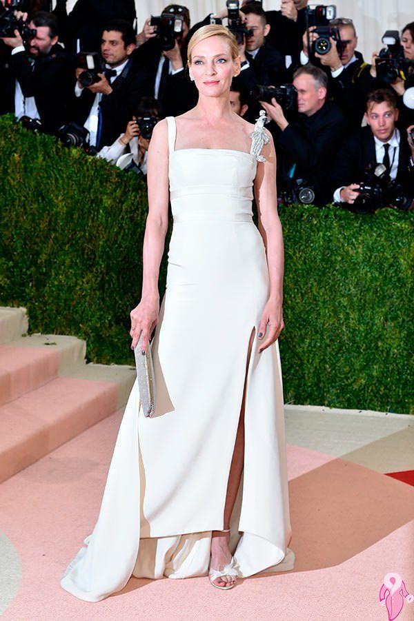 2016_Met_Gala_kirmizi_hali (20)
