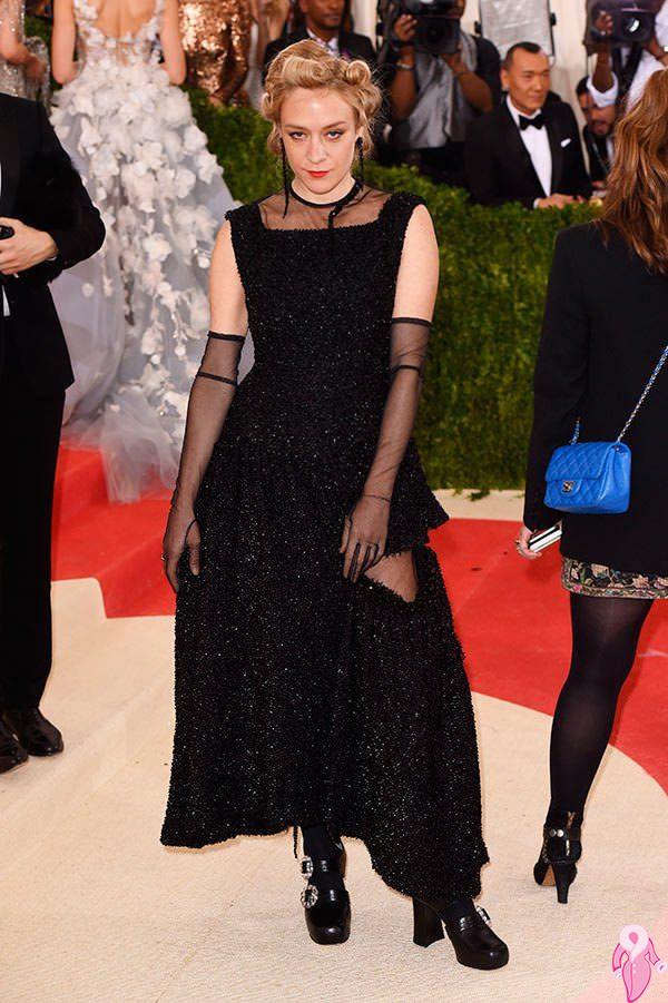 2016_Met_Gala_kirmizi_hali (51)
