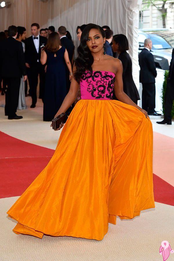 2016_Met_Gala_kirmizi_hali (64)