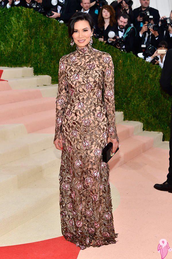 2016_Met_Gala_kirmizi_hali (69)