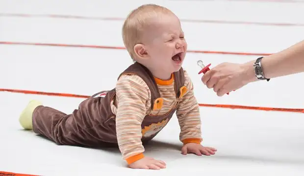 bebegim_surekli_agliyor_kolik_bebekler.webp