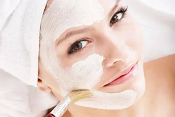 cilt_rengi_esitleyen_maske.webp