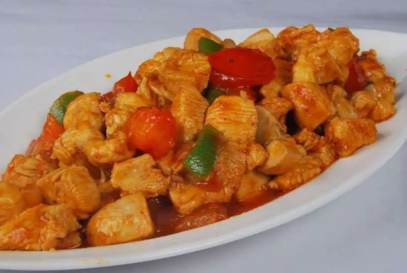 diyet_tavuk_yemegi_nasil_yapilir_kolay_tarifi.webp