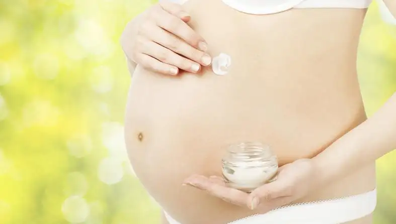 gebelikte_cilt_bakimi_cilt_lekeleri_peeling.webp