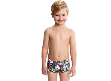 0048840_boys-swimsuits_390.webp