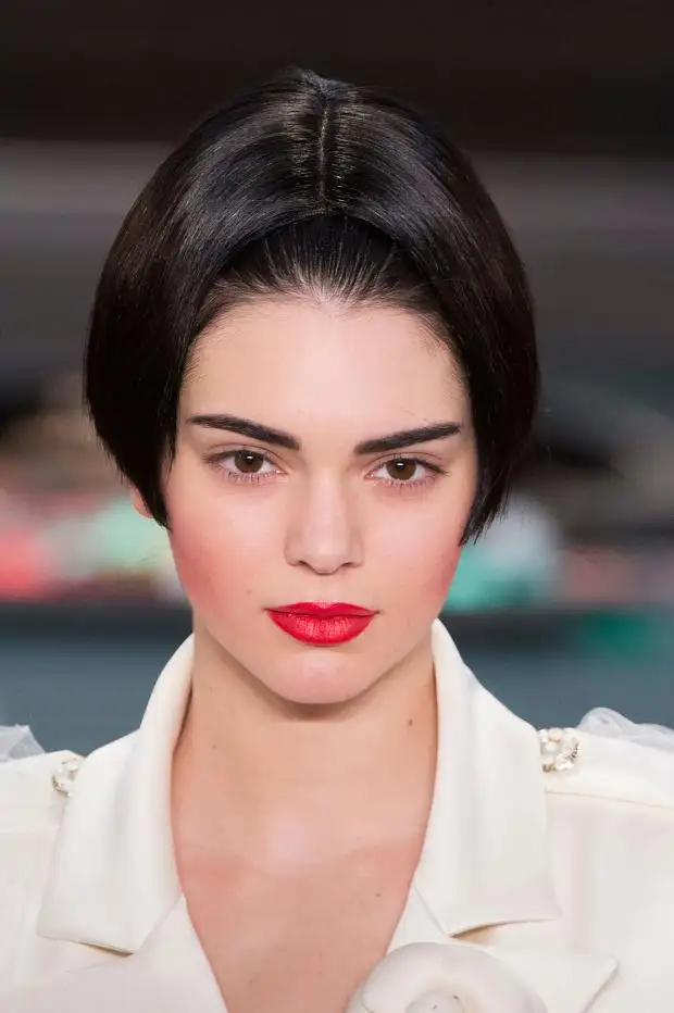 02chanelbeautyhautecouturefall2015pfw122.webp