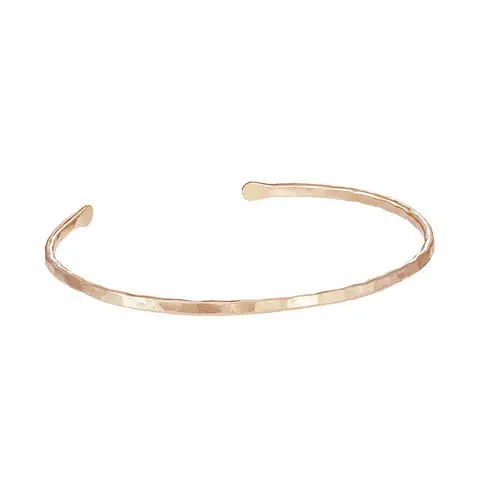 033016-Delicate-jewelry-1.webp