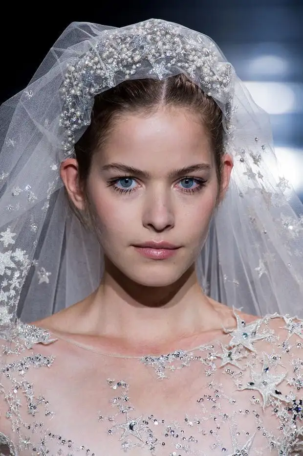 071015zuhair-murad-beauty-haute-couture-fall-2015-pfw16.webp