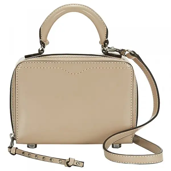 082516-Short-Strap-Bags-Embed8.webp