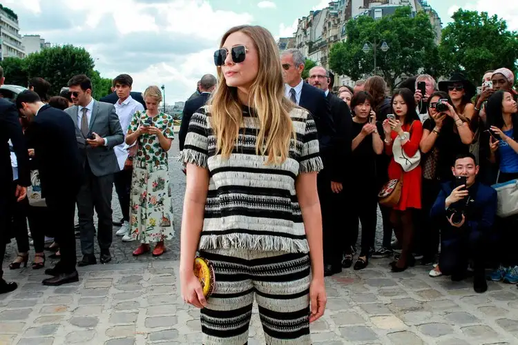 0x0-paris-moda-haftasina-buyuk-ilgi-1499160410739.webp