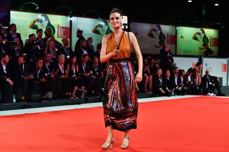 0x0-venedik-film-festivalinde-siklik-yarisi-1535700921492.webp