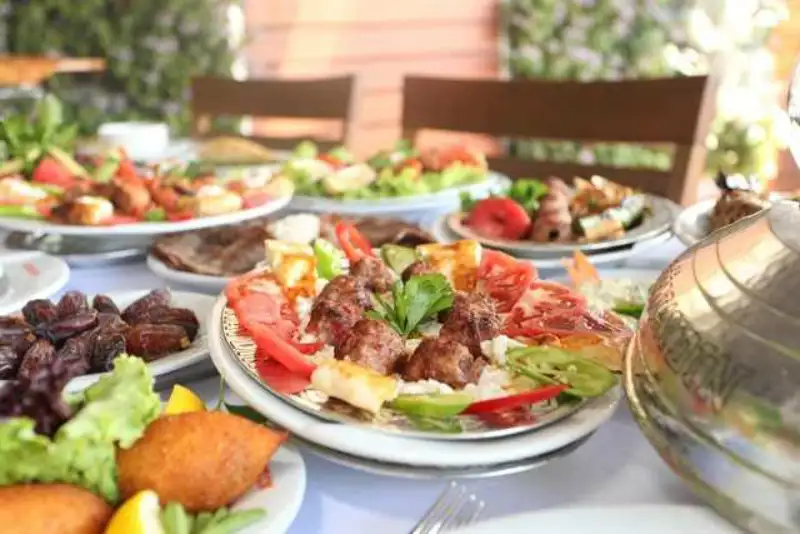 1-gunaydin-iftar-ramazan.webp