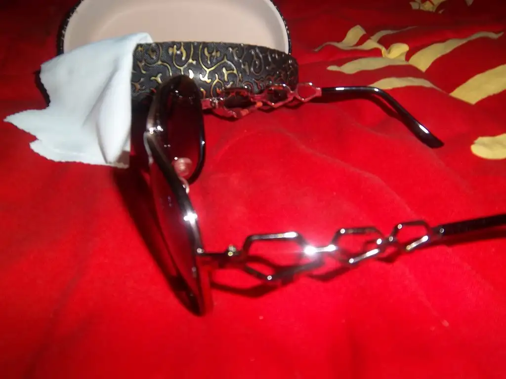 100_2882.webp