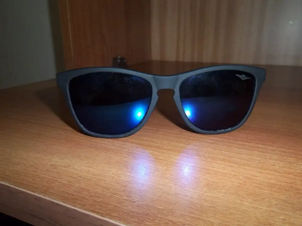 100_2905.webp