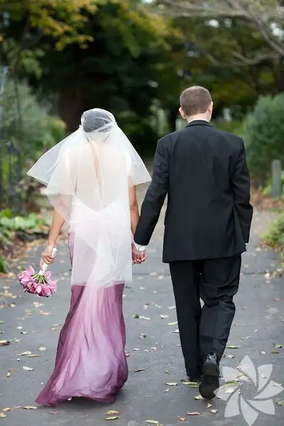 1028181_ce202376a992d2902a0a81b683a8a859_600x600.webp