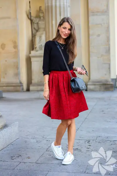 1033285_7a4ad306a07ee2fdb3231a5ee4679603_600x600.webp