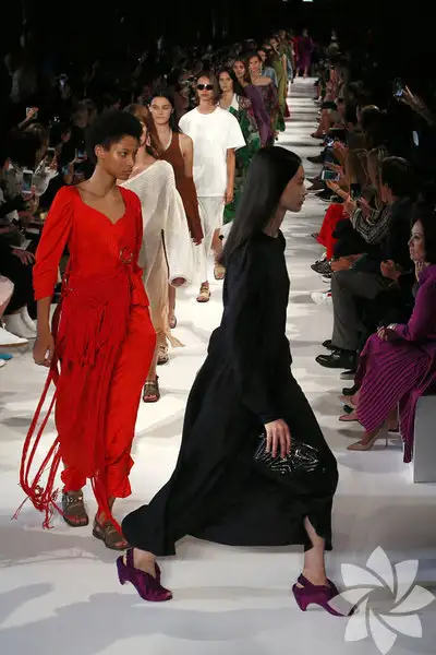 1054845_25c581ca6315772345e43f8ad3ac36f4_600x600.webp