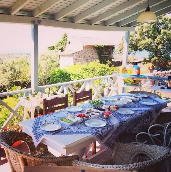 '' MA'İ '' Bir Kuzey Ege Rüyası