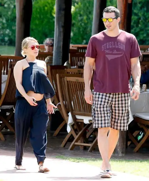 1403529484_hayden-panettiere-wladimir-kitschko-zoom.webp