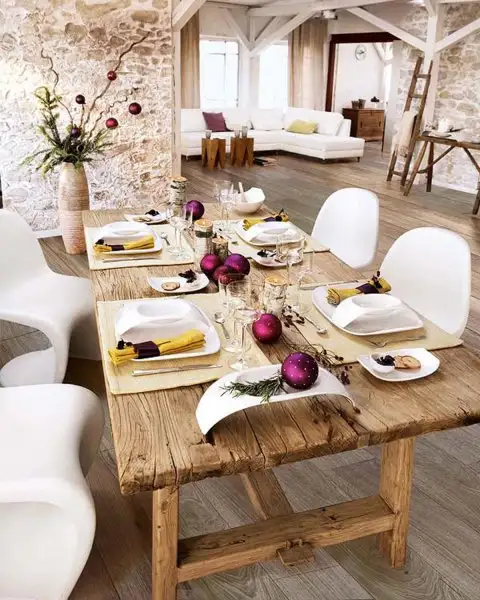140469-Modern-Christmas-Table.webp