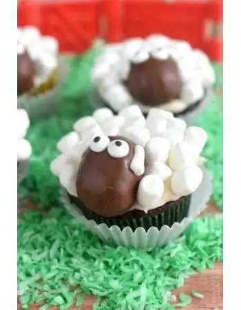 1583-yaraticiliginiz-zorlayacak-30-cupcake-suslemesi_20-600.webp