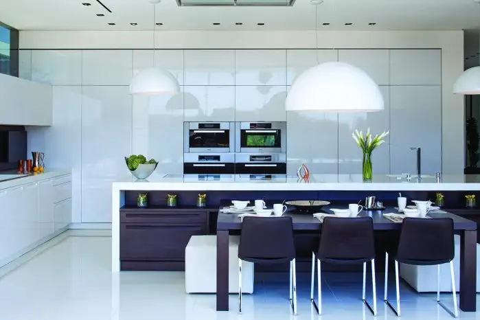 16LaurelWaykitchen.webp