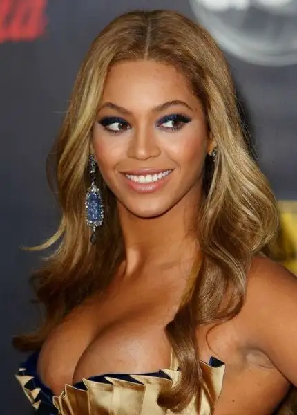 1_3102013143235_38078.webp