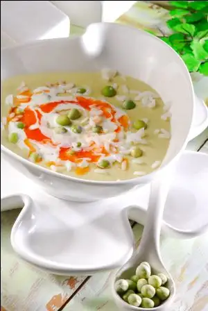 2-Kremalı Bezelye Çorbası.webp