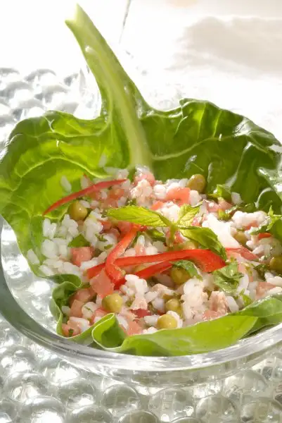 2- Naneli Pirinç Salatası.webp