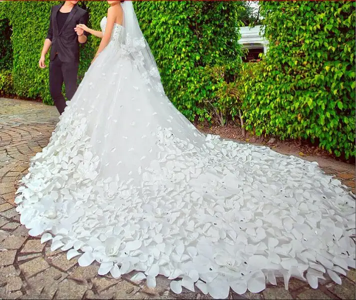 20-bridal-winter-wedding-trends2.webp