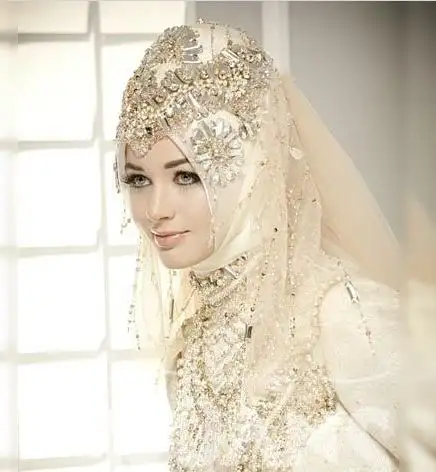 2013-yaz-kapali-gelin-basi.webp