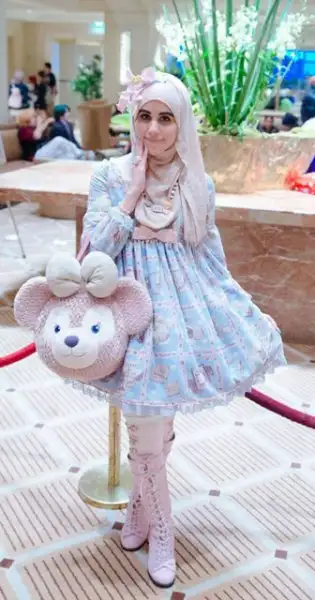 2015-japon-tesettür-modası.webp