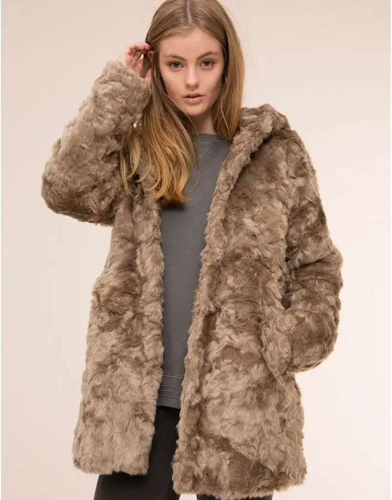 2016-bayan-kaban-modelleri-pull-and-bear-1.webp