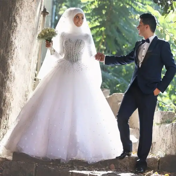2017-Long-sleeve-Muslim-font-b-Hijab-b-font-font-b-Wedding-b-font-font-b.webp
