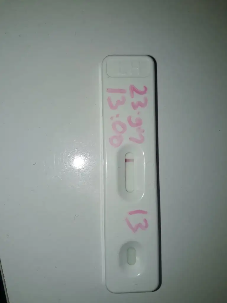 2285617